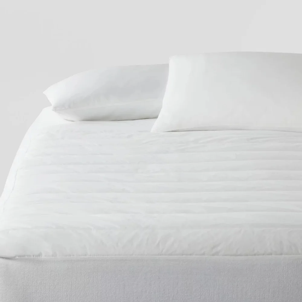 Threshold White Mattress Cover